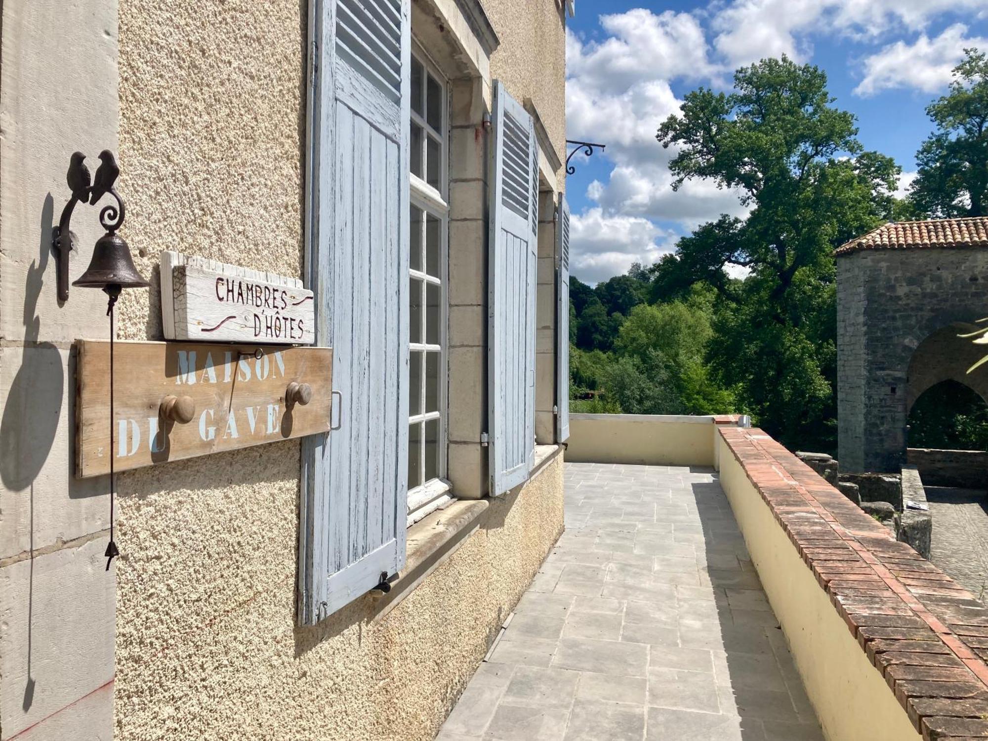 Maison Du Gave Sauveterre-de-Bearn Экстерьер фото